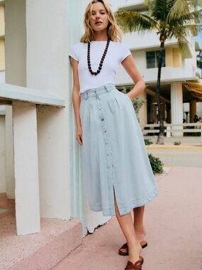 Sezane Clarine skirt in light blue denim